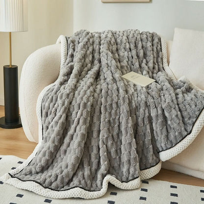 ComfortSculpt – Attentive Gift with Elegant Texture