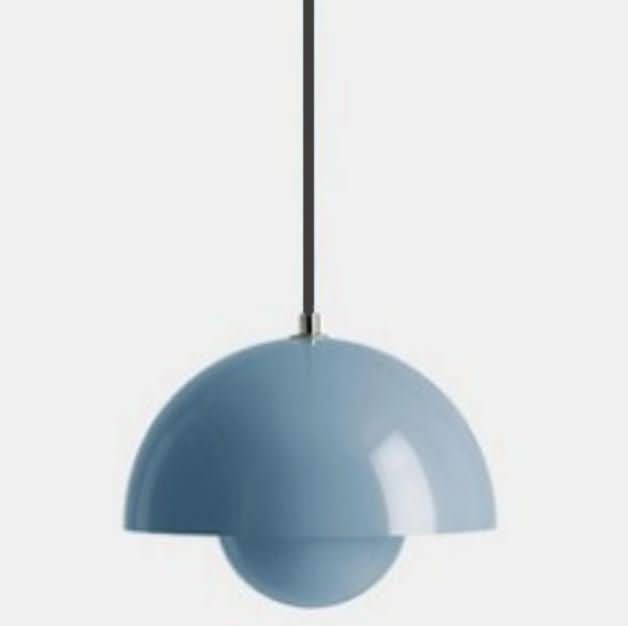 Pendant Light - Elegant pendant light with soft, diffuse light for relaxed living spaces