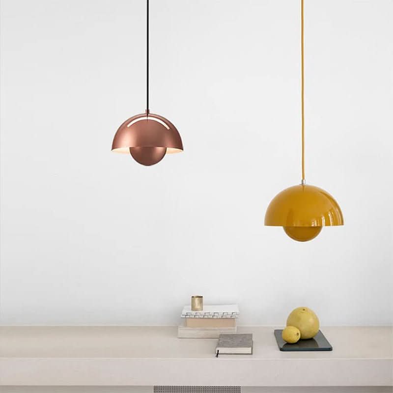 Pendant Light - Elegant pendant light with soft, diffuse light for relaxed living spaces