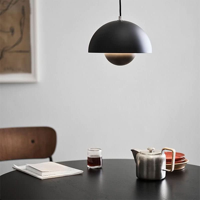 Pendant Light - Elegant pendant light with soft, diffuse light for relaxed living spaces
