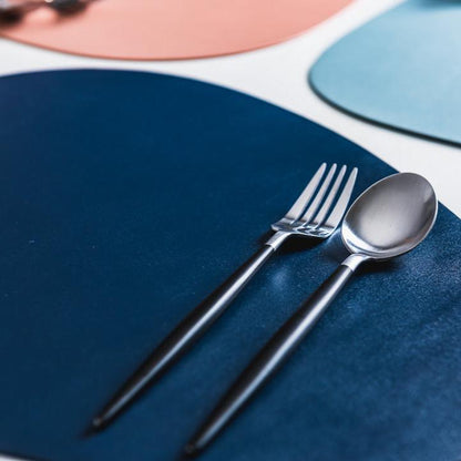 LUXPLACER – Heat-Resistant PU Leather Placemat for Clean & Stylish Dining