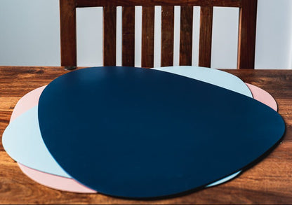 LUXPLACER – Heat-Resistant PU Leather Placemat for Clean & Stylish Dining