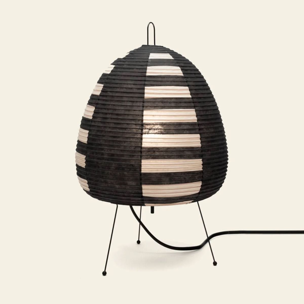LumiRice – Elegant table lamp made of rice paper in Japanese design