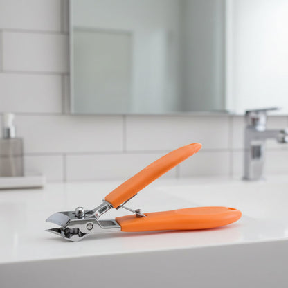TitanClip - Powerful nail clipper for thick & ingrown nails