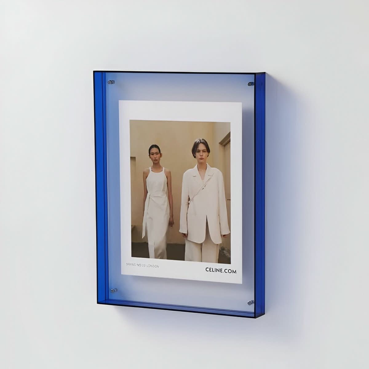 CRYSTAFRAME - Transparent acrylic picture frame for modern picture presentation