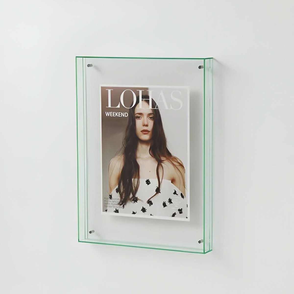 CRYSTAFRAME - Transparent acrylic picture frame for modern picture presentation