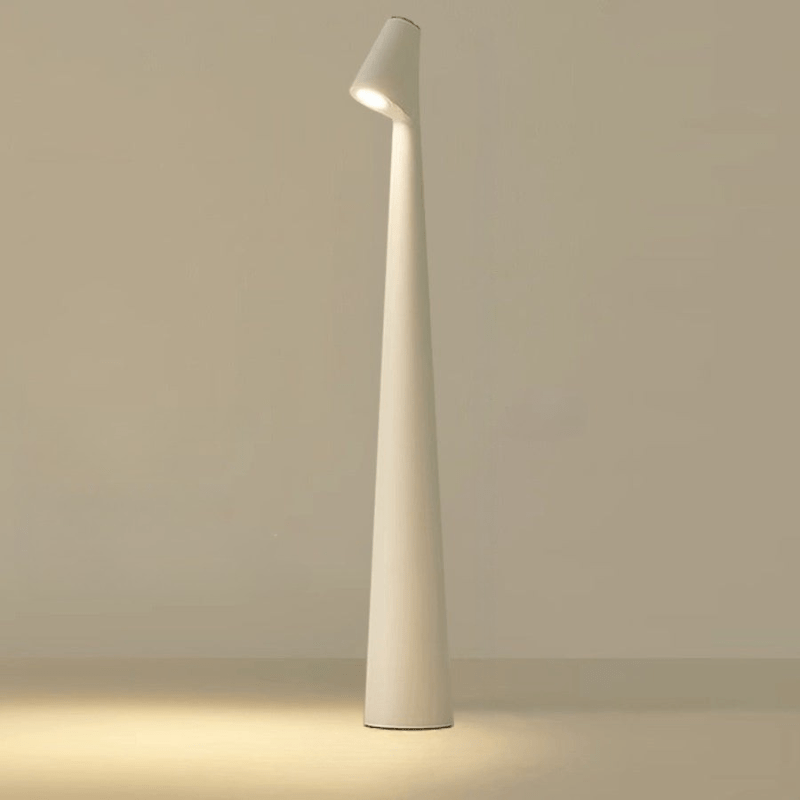 Metal table lamp - Rechargeable & stylish for indoors & outdoors