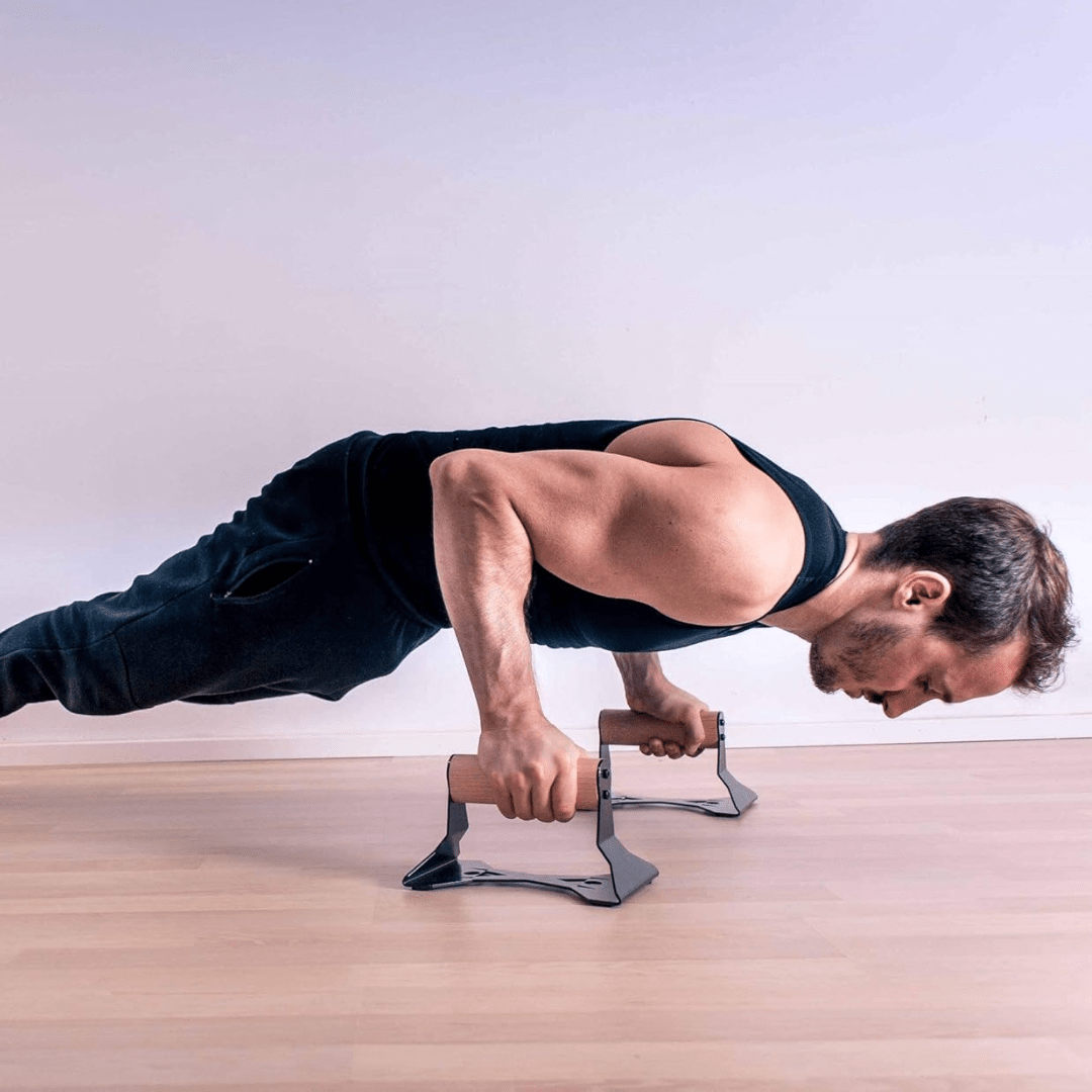 PowerGrip - Ergonomic wooden push-up parallettes with steel core for push-ups