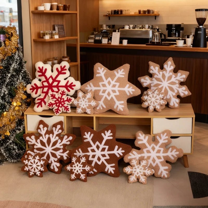 SNOWYCOZY – Soft Winter Snowflake Pillow for Christmas-Inspired Home Decor