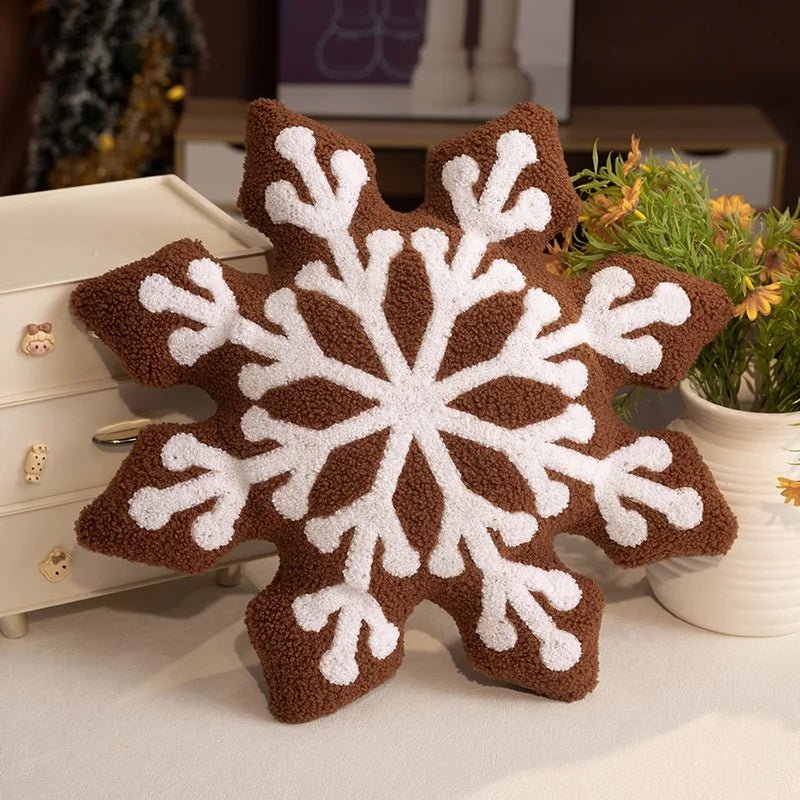 SNOWYCOZY – Soft Winter Snowflake Pillow for Christmas-Inspired Home Decor