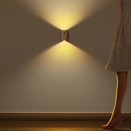 WOODSENSE – Wooden lamp with motion sensor and rechargeable battery