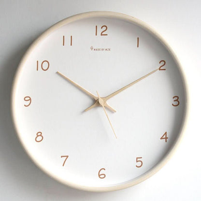 TIMEHAVEN – Quiet Wooden Wall Clock with Battery Operation