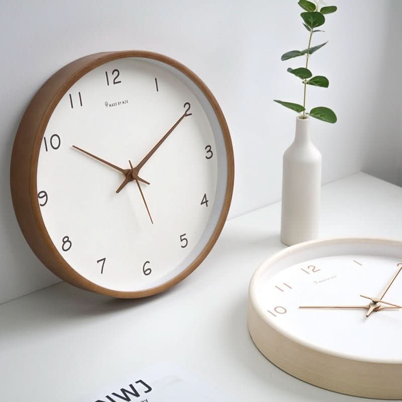 TIMEHAVEN – Quiet Wooden Wall Clock with Battery Operation