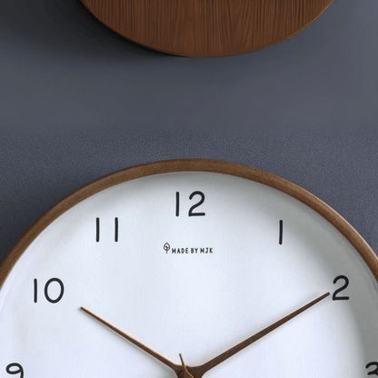 TIMEHAVEN – Quiet Wooden Wall Clock with Battery Operation