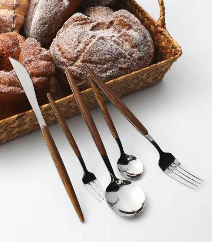 NATURACUT – Premium stainless steel cutlery with wood accent