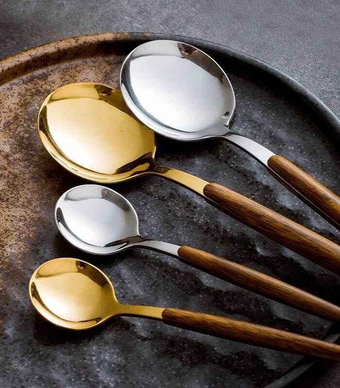 NATURACUT – Premium stainless steel cutlery with wood accent