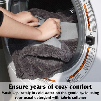 AquaShield Blanket – Waterproof Protective Cover for Bed & Sofa