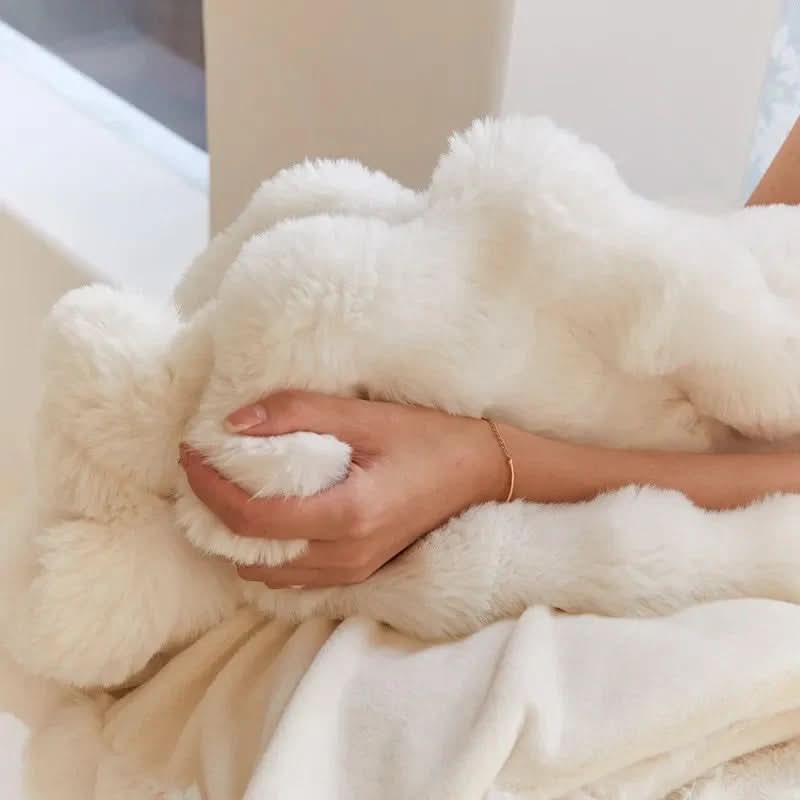 HugMeHome – Ultra-Soft Blanket for Cozy Ambiance