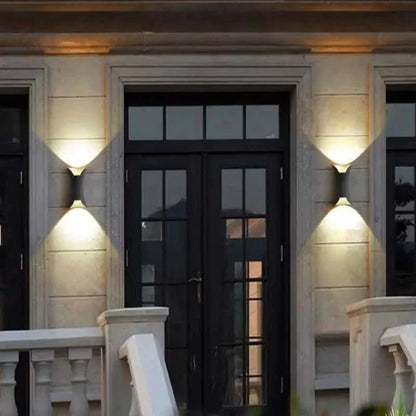 Orr Curved Outdoor LED Light - Weatherproof wall light with IP65 protection