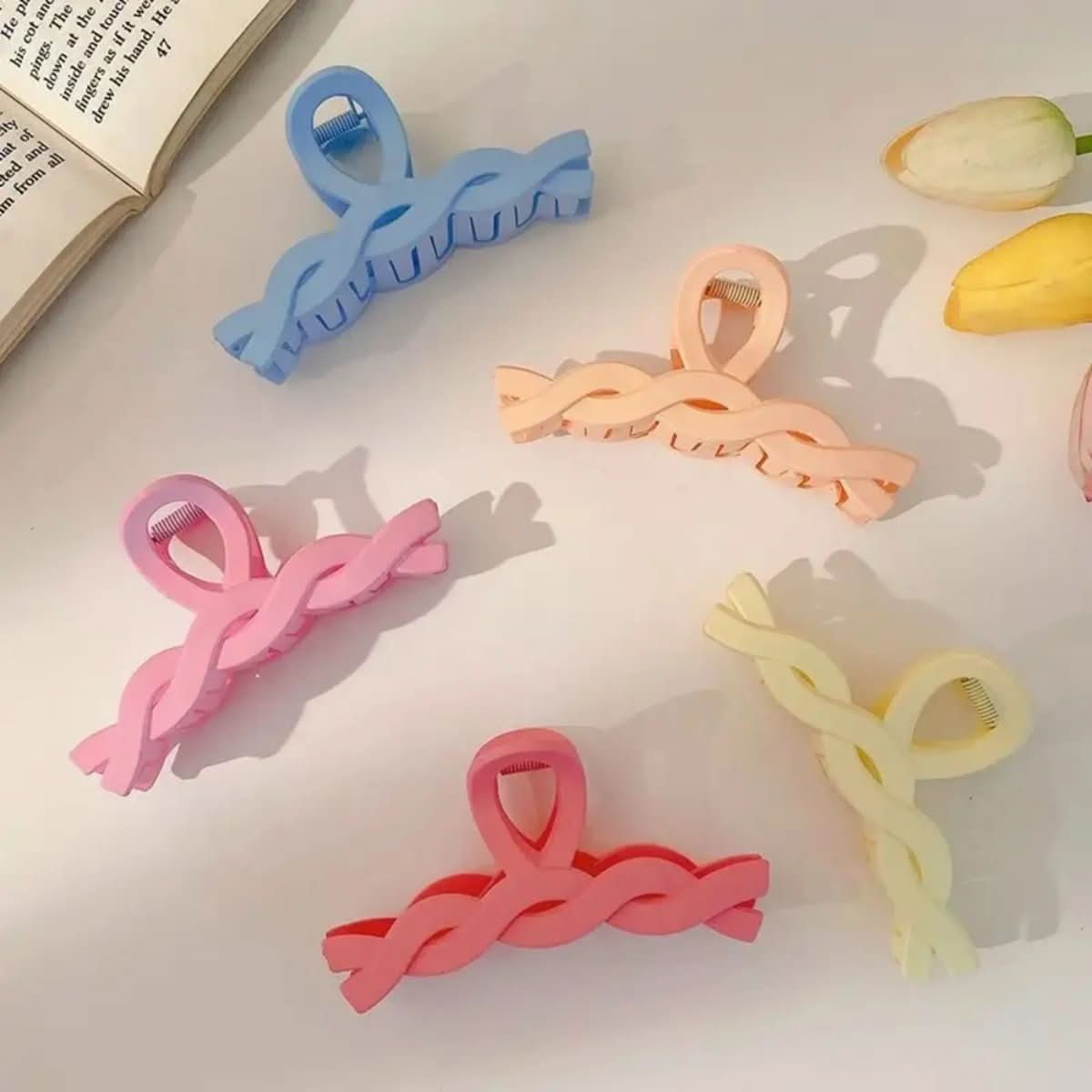 CLIPGLAM - Elegant hair clip with strong hold for every hair type