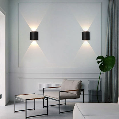 Waterproof LED outdoor wall light - Elegant & energy-efficient outdoor lighting made of aluminium