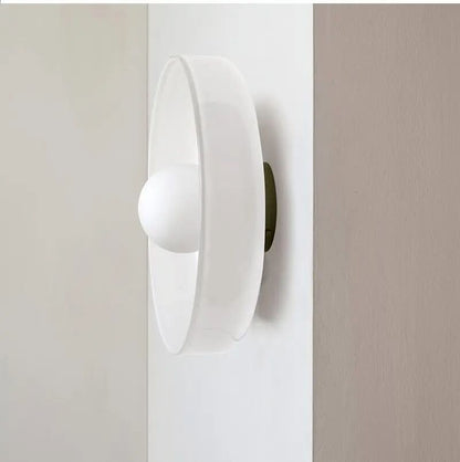Glassglow ceiling lamp - Nordic design made of glass for stylish lighting