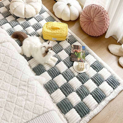 LUXEPAW BLANKET – Cozy Pet Blanket with Furniture Protection & Anti-Slip