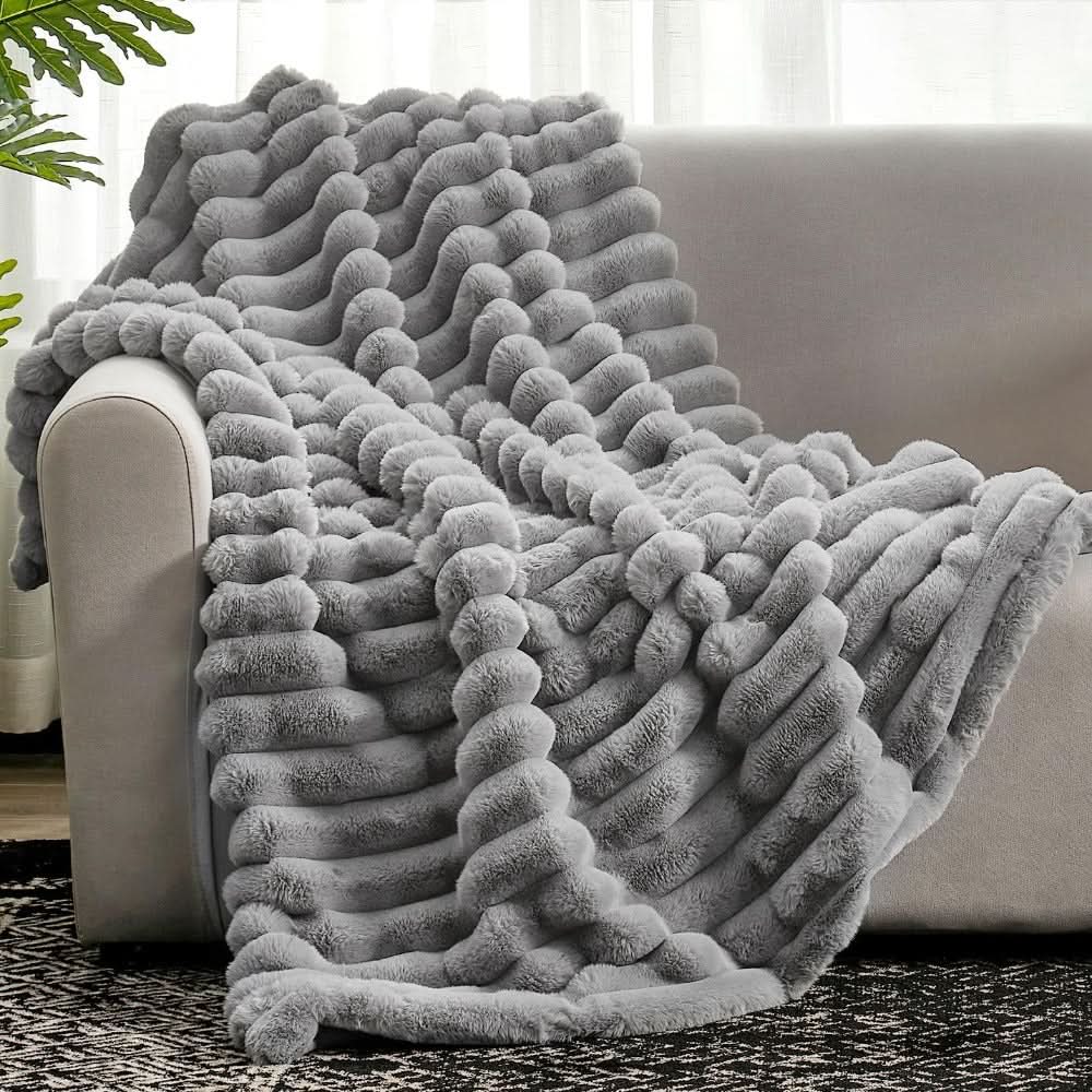 Cloud Nine cosy blanket - Soft & stylish for every home