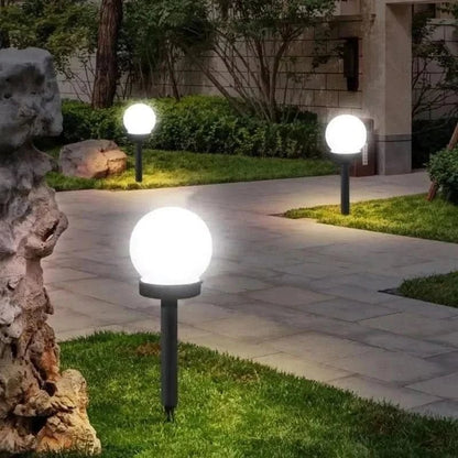 Round LED solar garden light - Energy-efficient and stylish garden lighting with automatic light control