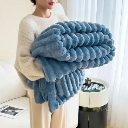 Cloud Nine cosy blanket - Soft & stylish for every home