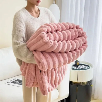 Cloud Nine cosy blanket - Soft & stylish for every home