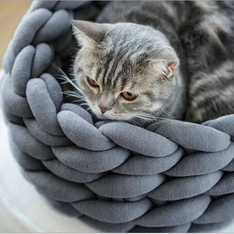 WOOLLYNEST - Soft woollen basket for pets with high edge support